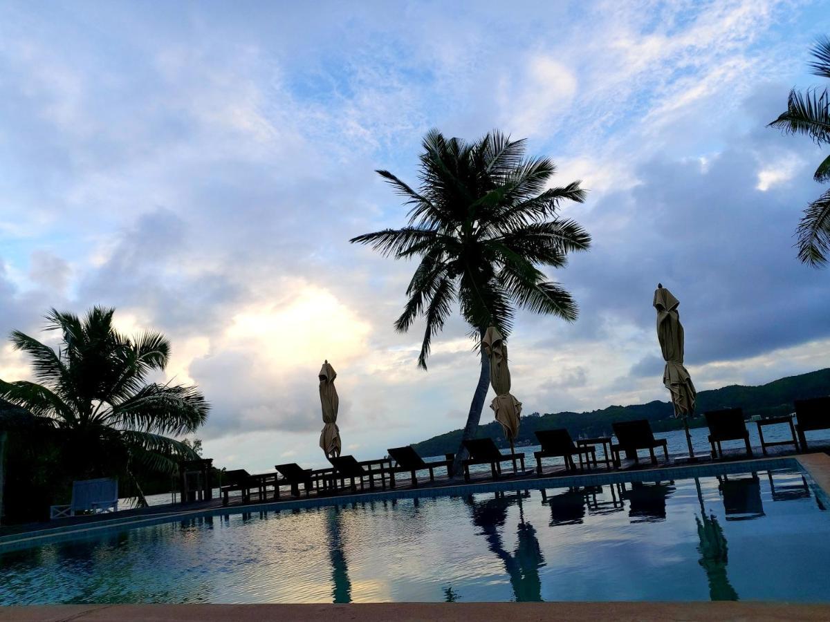 Resort Le Vasseur La Buse Eco Anse la blague